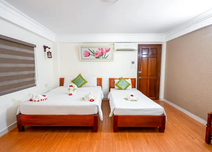 Amigo Hue Hotel