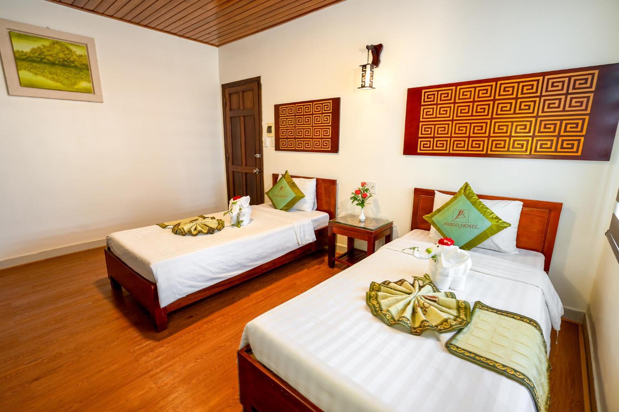 Amigo Hotel 2*